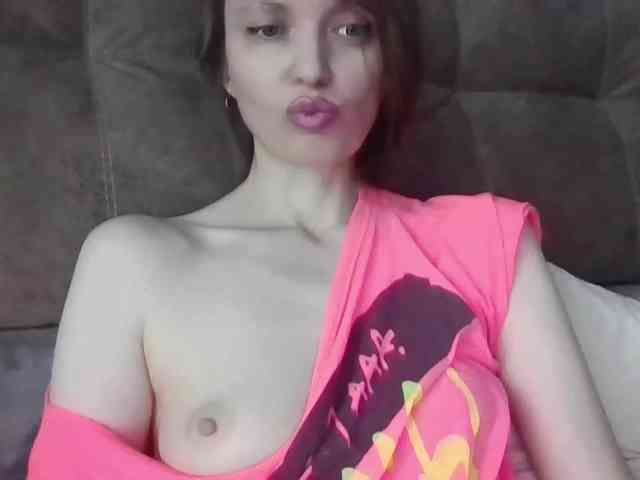 lilisexy14 webcam