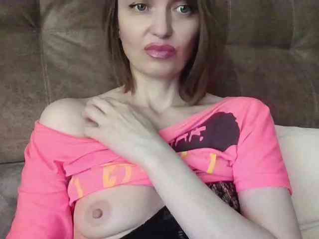 lilisexy14 webcam