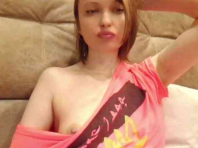 lilisexy14 webcam