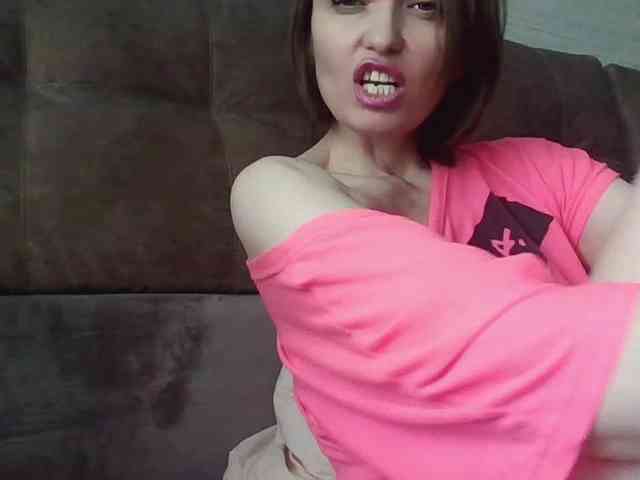 lilisexy14 webcam