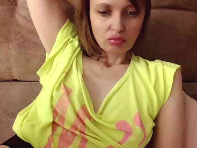 lilisexy14 Live Webcam on BongaCams