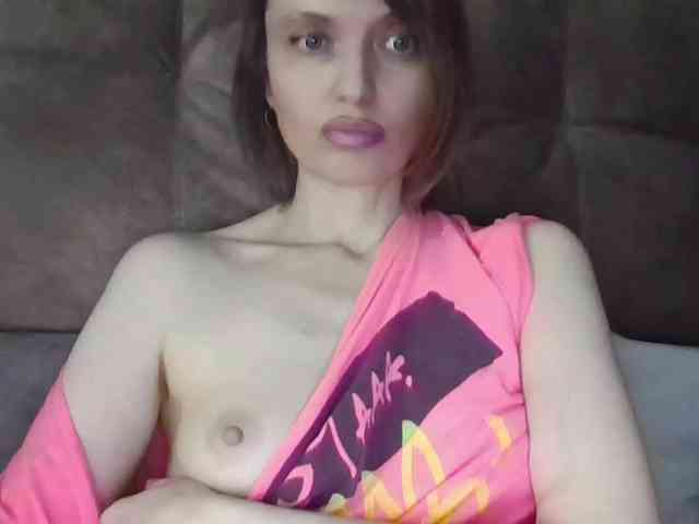 lilisexy14 webcam