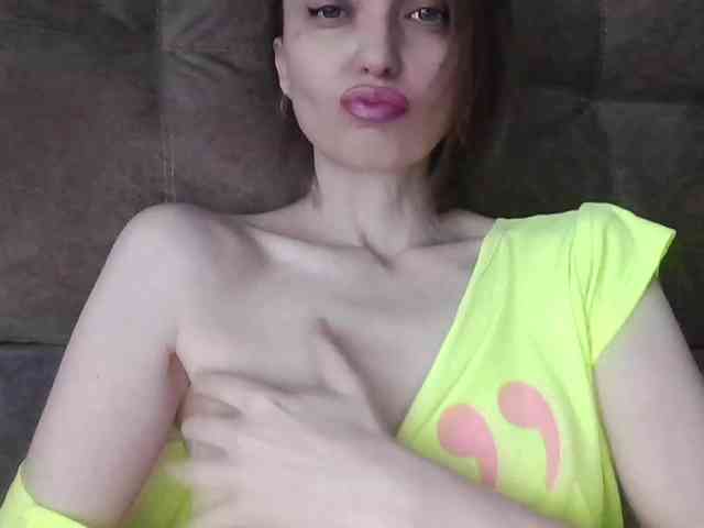 lilisexy14 webcam