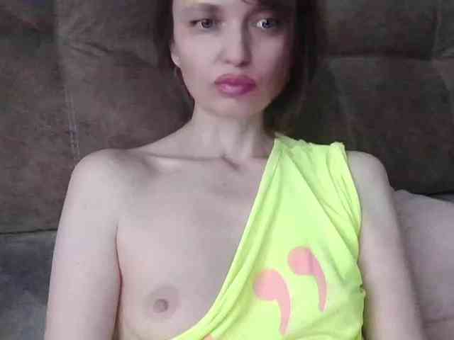 lilisexy14 webcam