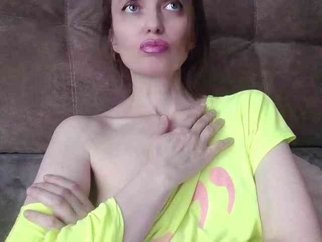 lilisexy14 webcam