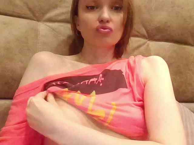 lilisexy14 webcam