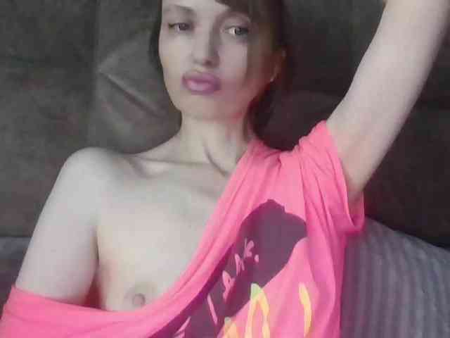 lilisexy14 webcam