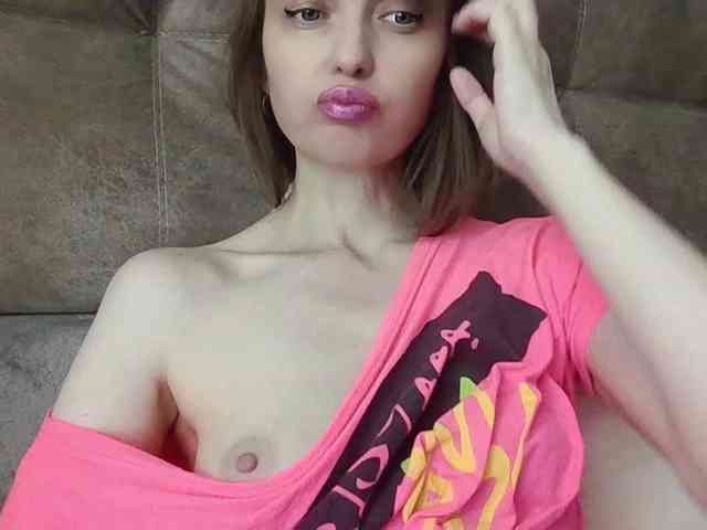 lilisexy14 webcam