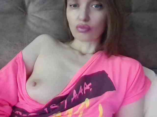 lilisexy14 webcam