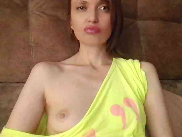 lilisexy14 webcam