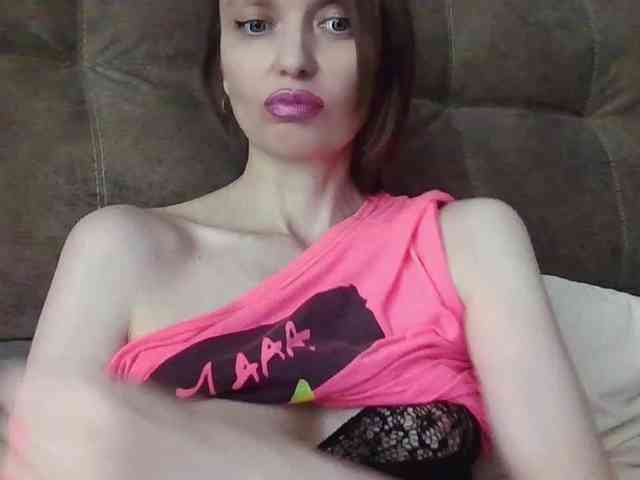 lilisexy14 webcam