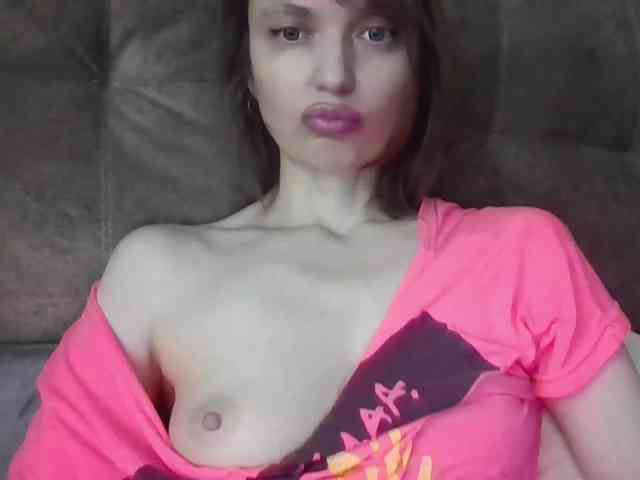 lilisexy14 webcam