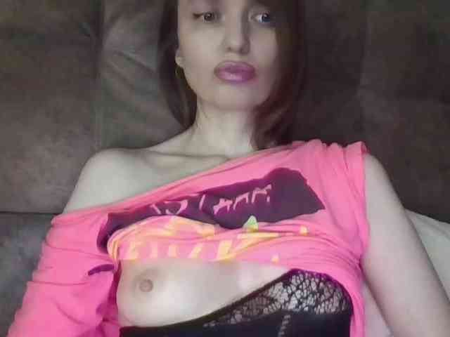 lilisexy14 webcam
