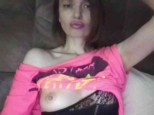 lilisexy14 webcam