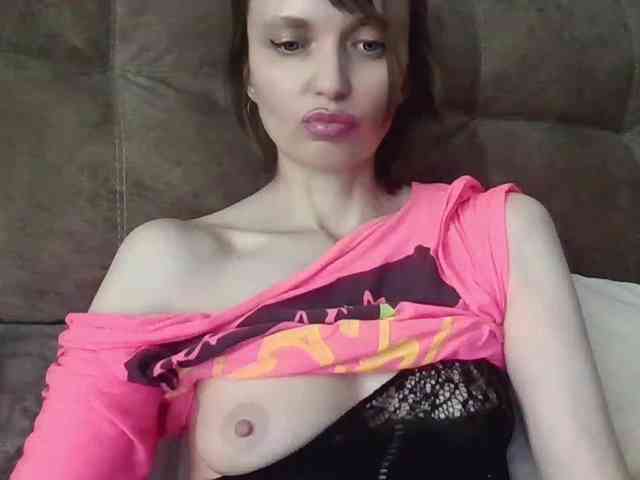 lilisexy14 webcam