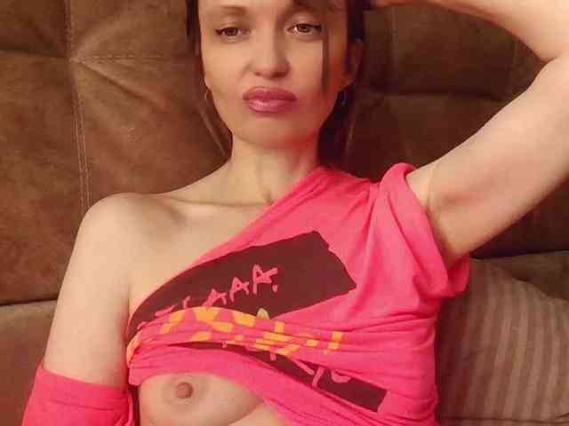 lilisexy14 webcam