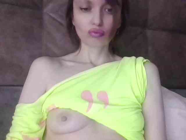 lilisexy14 webcam