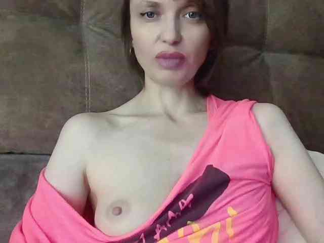 lilisexy14 webcam