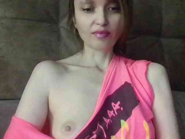 lilisexy14 webcam