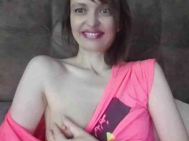 lilisexy14 webcam
