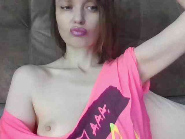 lilisexy14 webcam