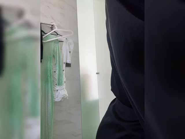 nicole21x's BongaCams show and profile