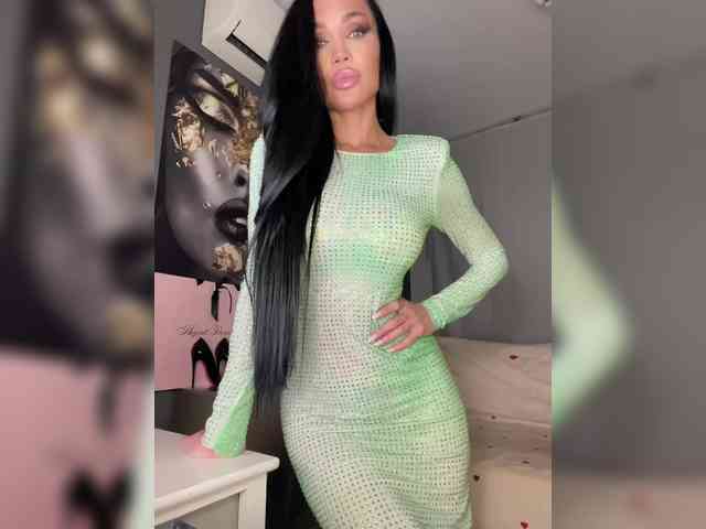 nicole21x Live Webcam on BongaCams