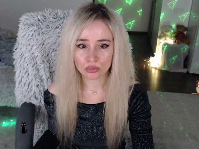 xyliganka777's BongaCams show and profile