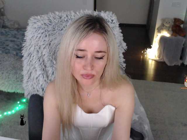 xyliganka777's BongaCams show and profile