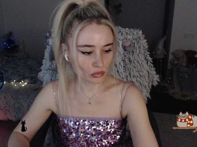 xyliganka777's BongaCams show and profile