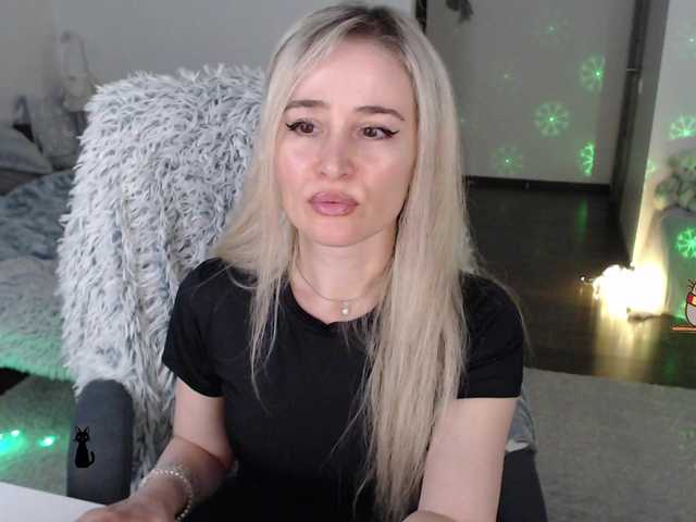 xyliganka777's BongaCams show and profile