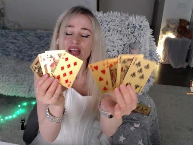 xyliganka777's BongaCams show and profile