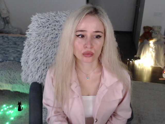 xyliganka777's BongaCams show and profile