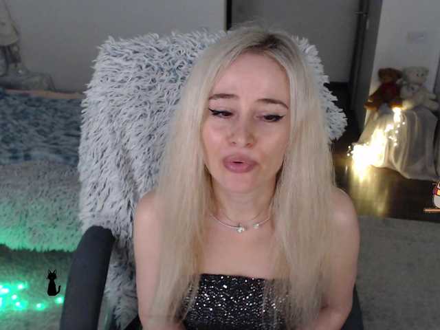 xyliganka777's BongaCams show and profile