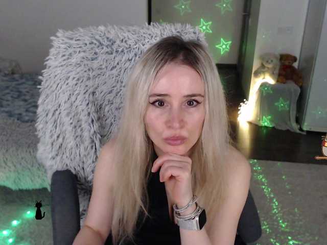 xyliganka777's BongaCams show and profile