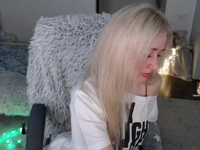 xyliganka777's BongaCams show and profile