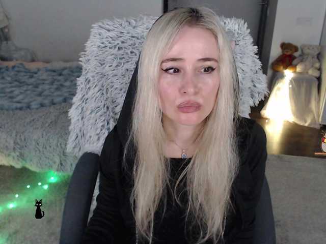 xyliganka777's BongaCams show and profile