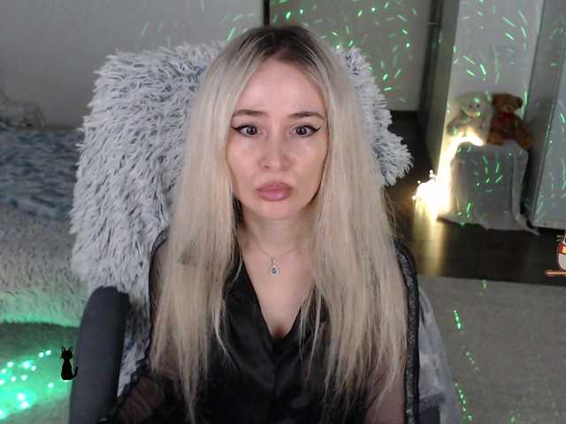 xyliganka777's BongaCams show and profile