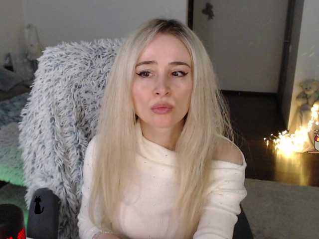 xyliganka777's BongaCams show and profile