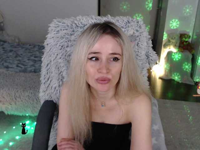 xyliganka777's BongaCams show and profile