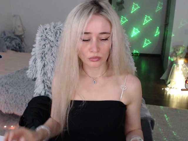 xyliganka777's BongaCams show and profile