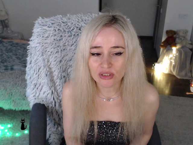 xyliganka777's BongaCams show and profile