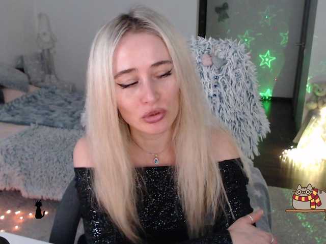 xyliganka777's BongaCams show and profile