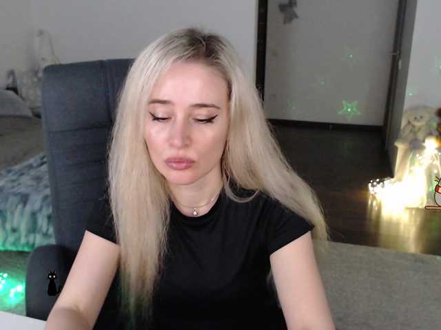 xyliganka777's BongaCams show and profile