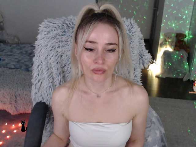 xyliganka777's BongaCams show and profile