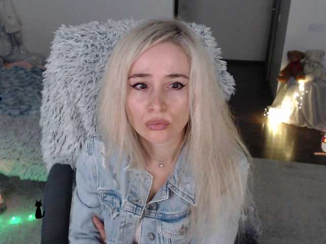 xyliganka777's BongaCams show and profile