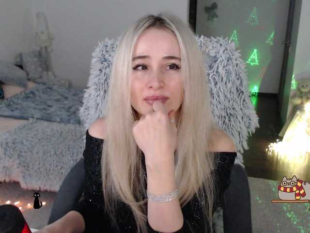 xyliganka777's BongaCams show and profile