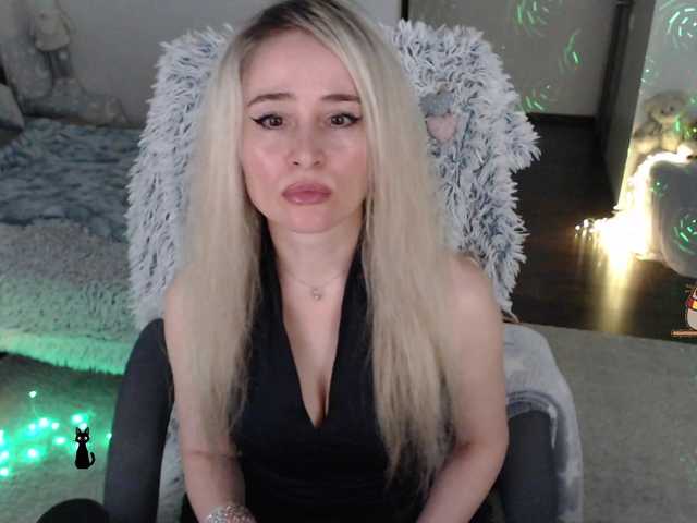 xyliganka777's BongaCams show and profile