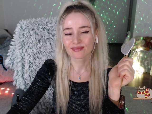 xyliganka777's BongaCams show and profile