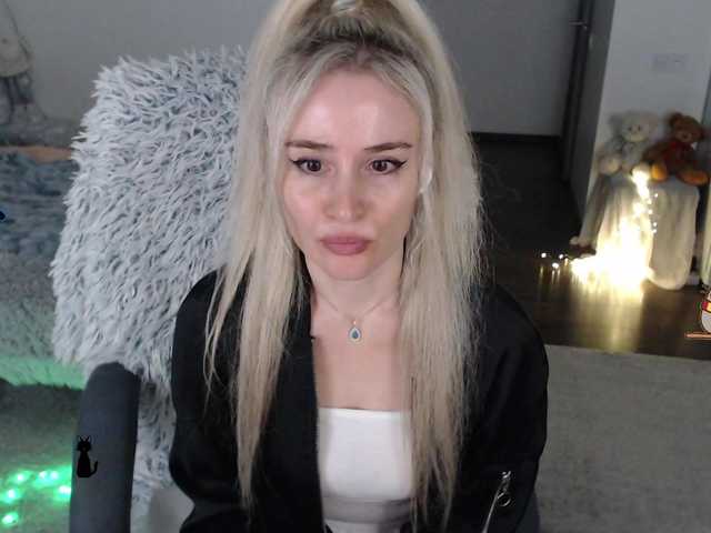 xyliganka777's BongaCams show and profile